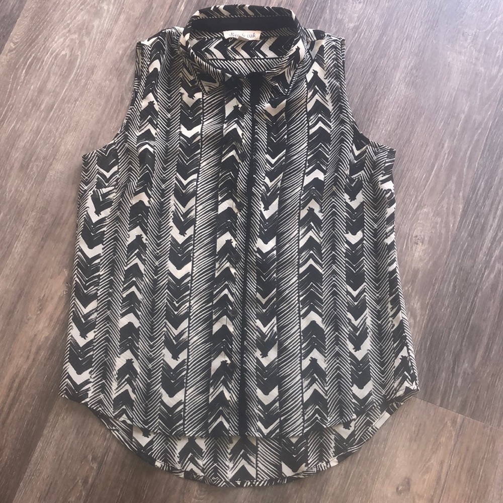 Women’s Olive and Oak Sheer Sleeveless Top Sz S